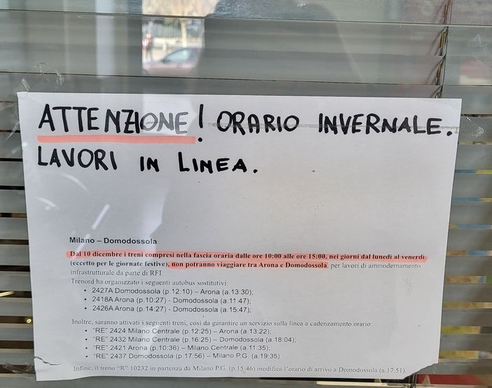 Il viaggio della speranza da Milano a Domodossola tra treni soppressi e autobus sostitutivi