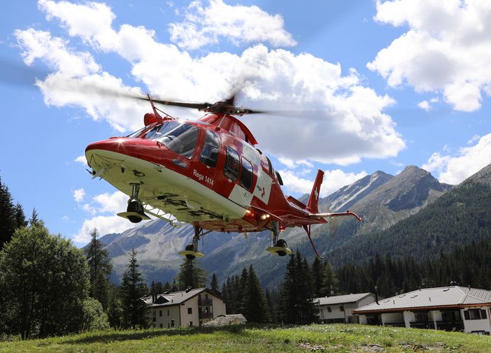 Dramma in Ticino: auto precipita per 150 metri, un morto