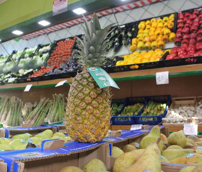 Neppure le festività natalizie rilanciano il comparto frutta: vendite in calo di oltre il 10%
