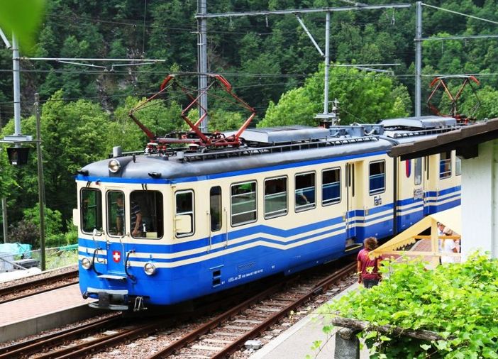 Centovallina, tornano con tante novità i viaggi del treno storico