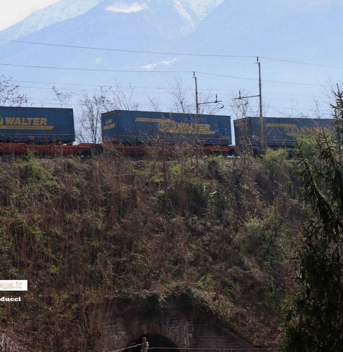Cresce l'inquinamento acustico lungo la linea ferroviaria del Sempione