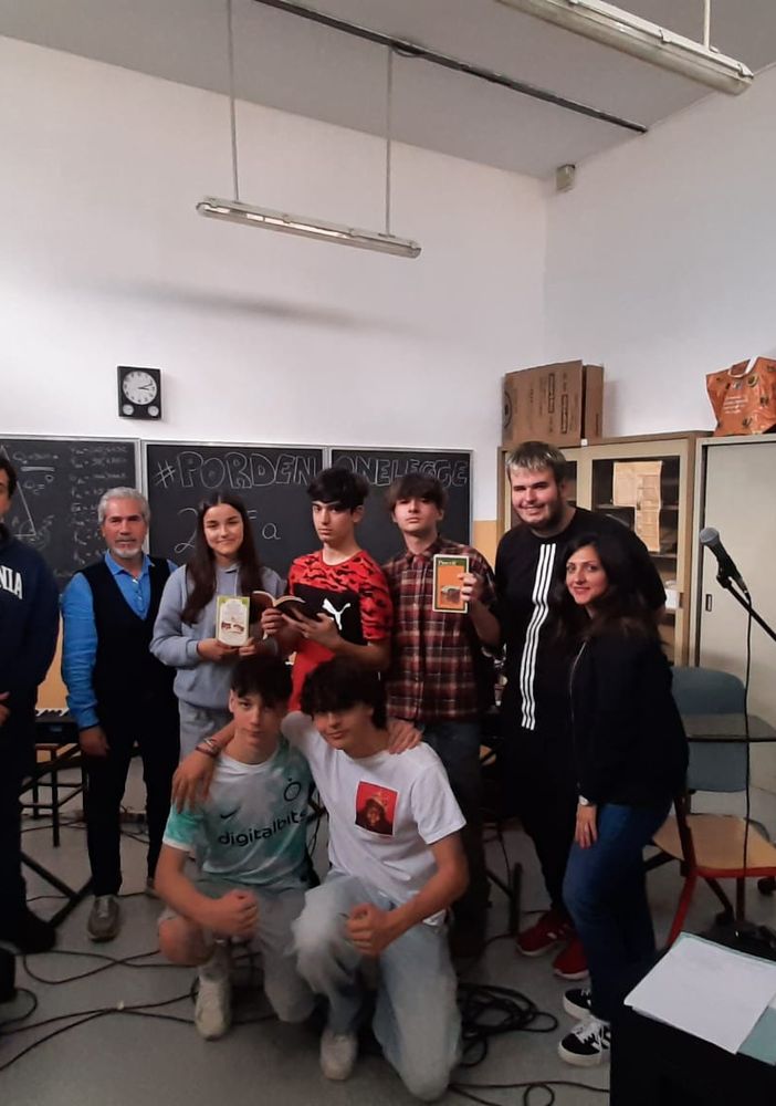 Due studenti del Marconi Galletti Einaudi selezionati per il Festival Pordenonelegge