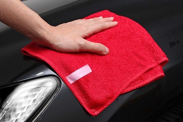 Meno costi amministrativi e del personale con il lavaggio waterless a domicilio delle flotte aziendali