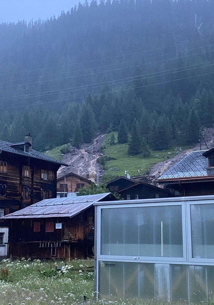 Il maltempo imperversa anche nella vicina Svizzera