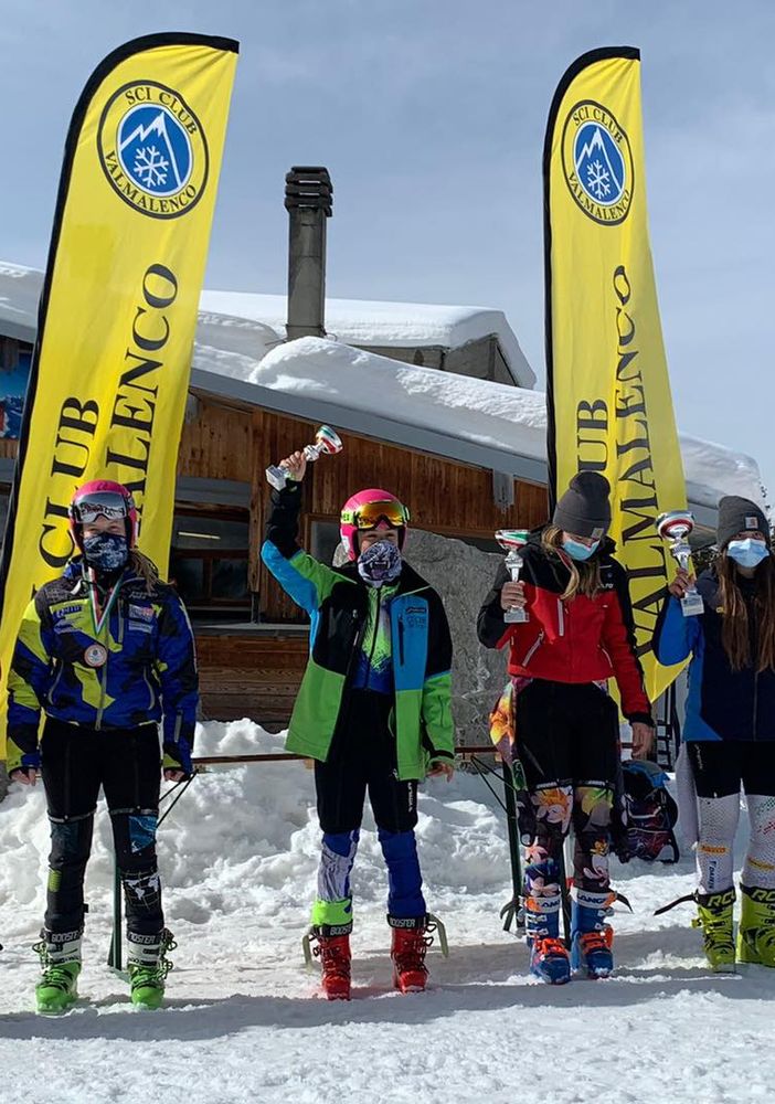 La Bonaso si impone nel Super G indicative della categoria ragazzi femminile