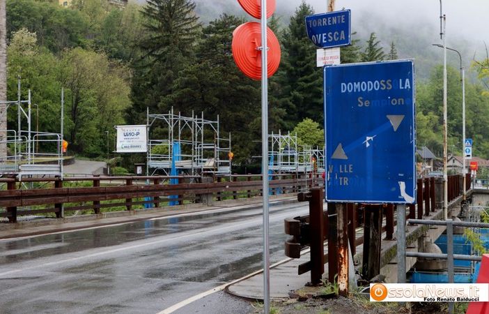 Manutenzione del ponte sull’Ovesca: scintille tra il sindaco Toscani e il gruppo Uniti per Villa