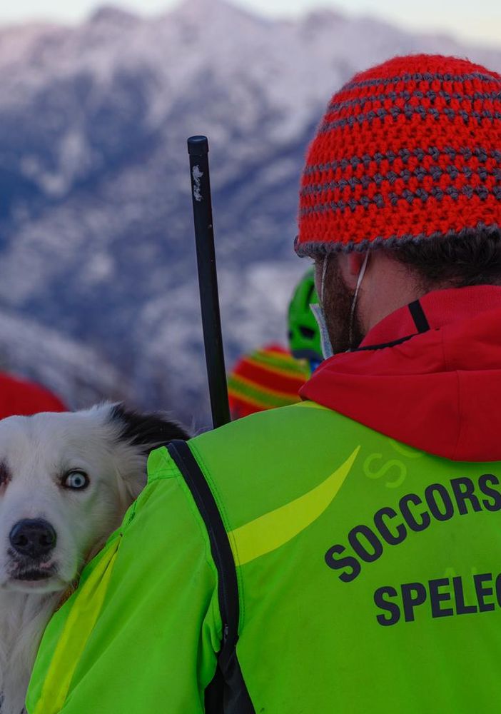 Valanga in alta Valle Formazza, salvi 4 alpinisti coinvolti