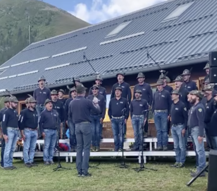 Coro della Brigata Alpina Tridentina in concerto alla Piana