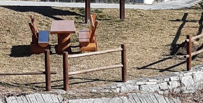 Villadossola, Pd: “Preoccupati per le condizioni delle barriere al parco giochi di via Zonca”