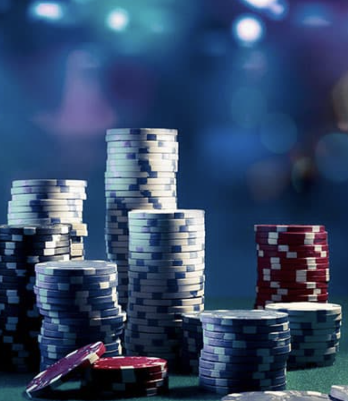 Chi controlla le probabilità di vincita nei casinò online?
