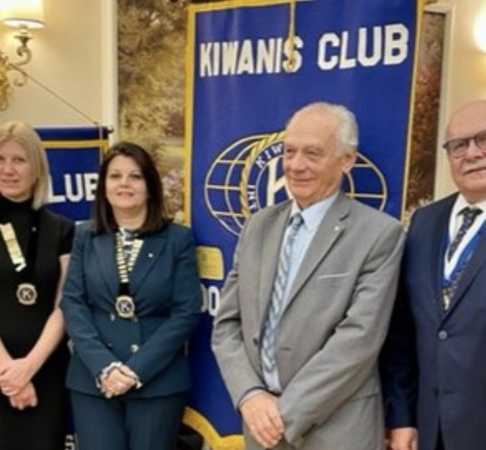 Passaggio della “campana” per il Kiwanis domese