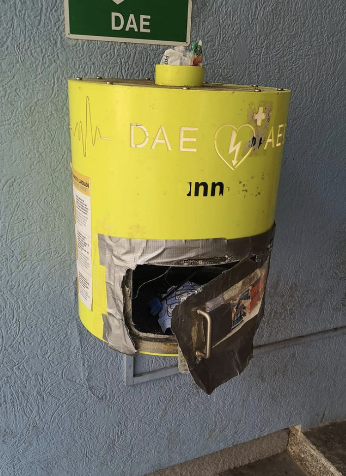 Premosello, rubato il defibrillatore della piazza del paese