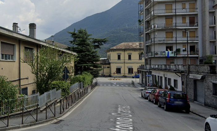 Domodossola, dieci giorni di senso unico in via Gramsci