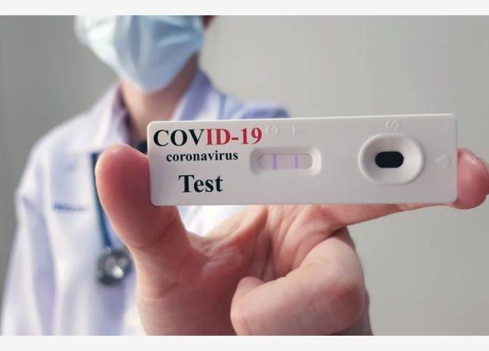 Basta un test antigenico per ottenere il Green Pass: la Svizzera si adegua alla UE