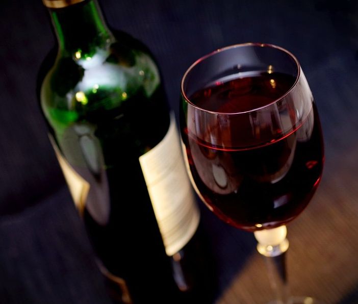 Il mercato del vino italiano sfida l’inflazione: ecco i dati di settore