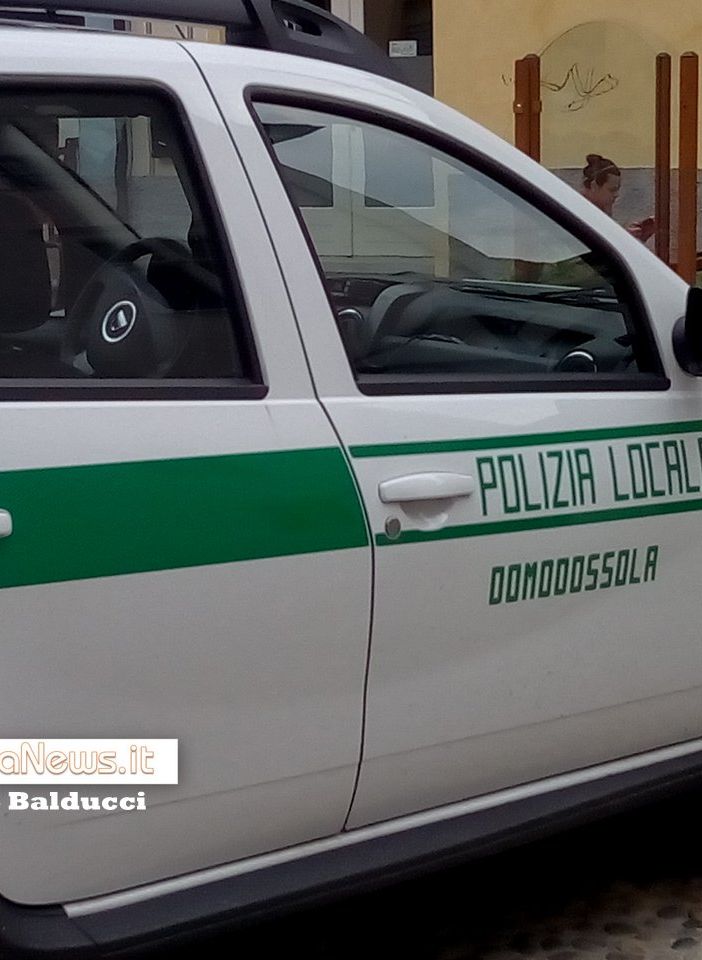 Domodossola, risiede nel Mantovano la 'finta commerciante' proprietaria di 75 auto