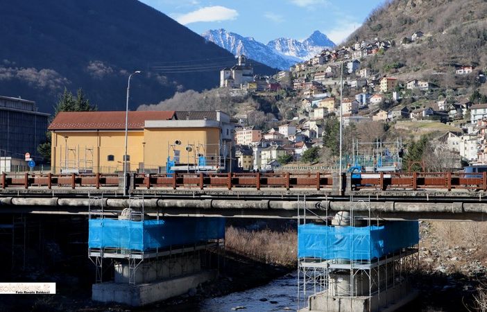 Lavori sul ponte sull'Ovesca, Uniti per Villa: &quot;Cantiere fermo a sei mesi dalla presunta chiusura&quot;
