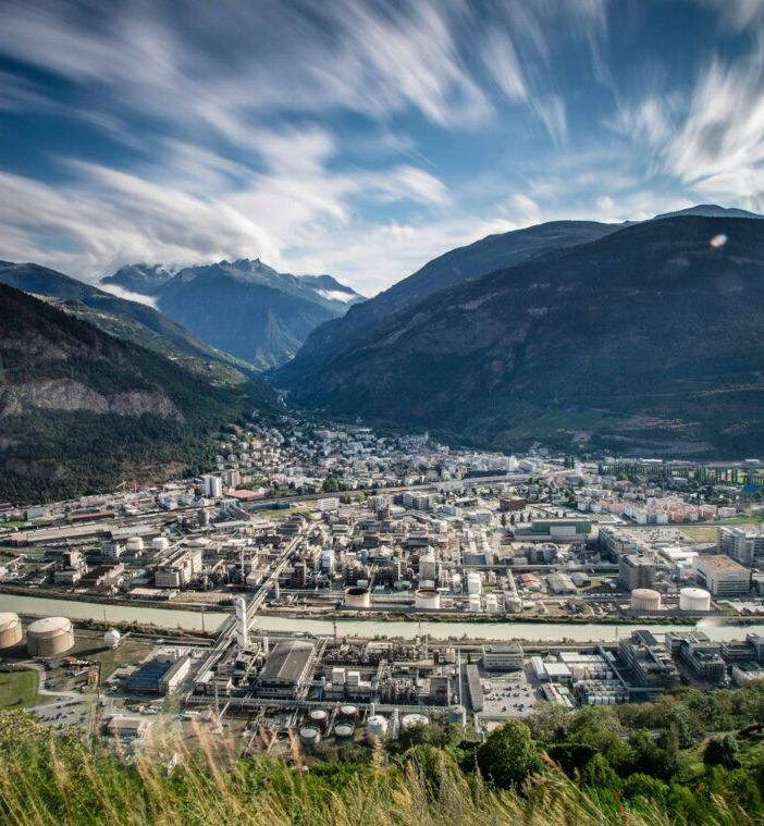 La città di Visp, in Canton Vallese (Foto tratta dal sito dell'azienda chimica svizzera)