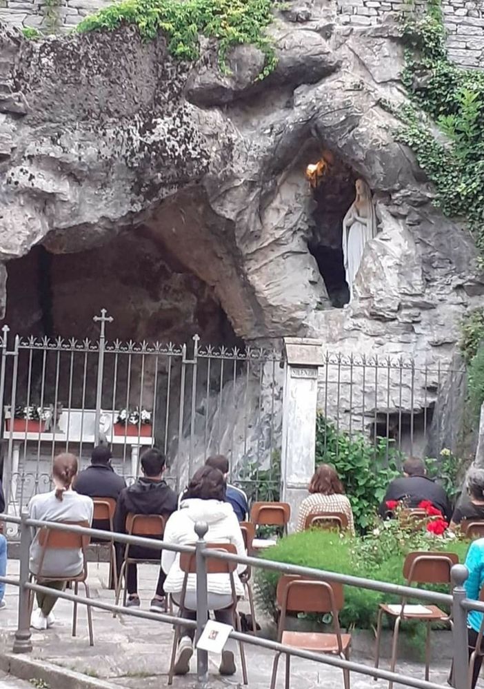 Rosario per la Pace al Sacro Monte Calvario