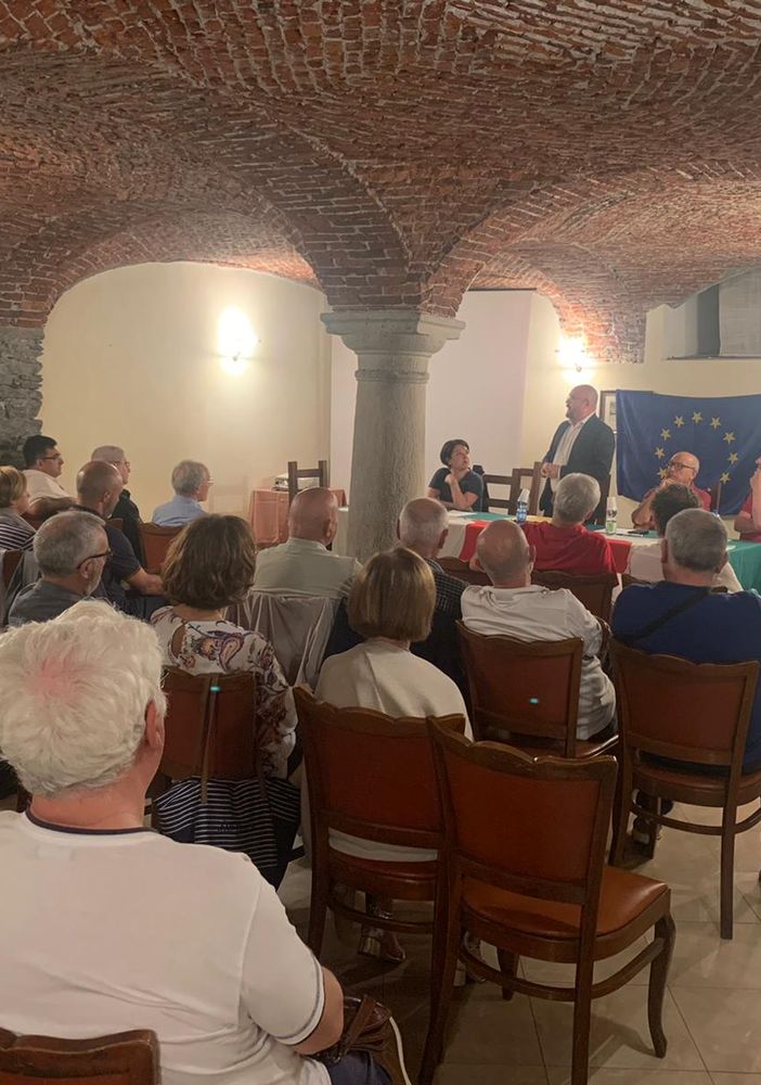Borghi a Domodossola: “Ucraina, guerra con riflessi globali. Attenzione alla tenaglia sull’Italia”