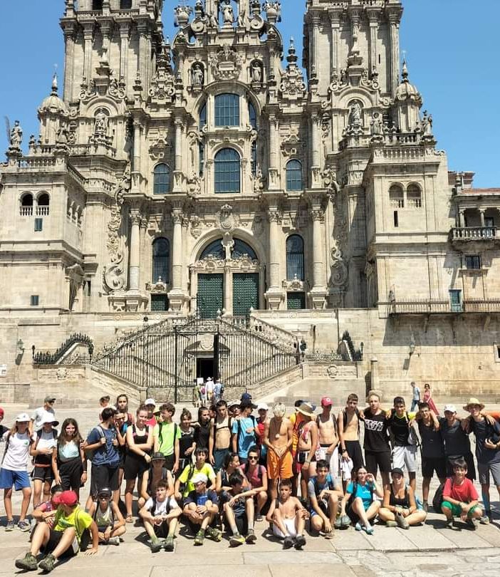 Allievi ed ex studenti delle Floreanini sul sentiero di Compostela