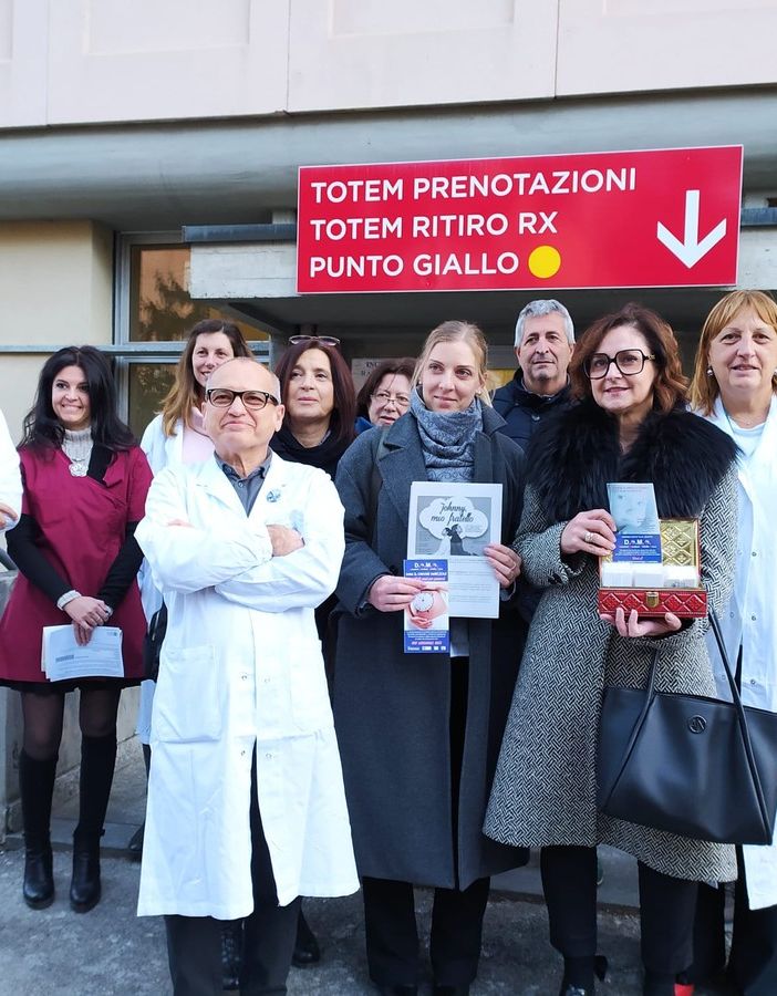 I Donatori Ossolani di Midollo Osseo regalano 300 chiavette Usb per il ritiro dei referti di Radiologia FOTO E VIDEO
