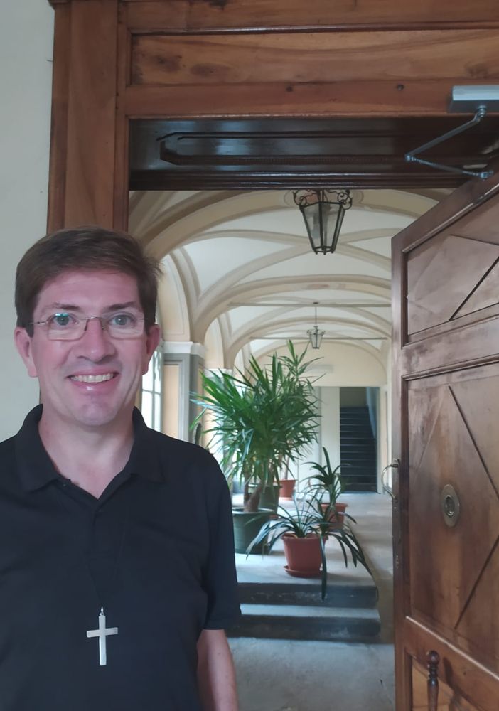 Don Michele Botto Steglia, rettore del Calvario, saluta la comunità del Sacro Monte VIDEO