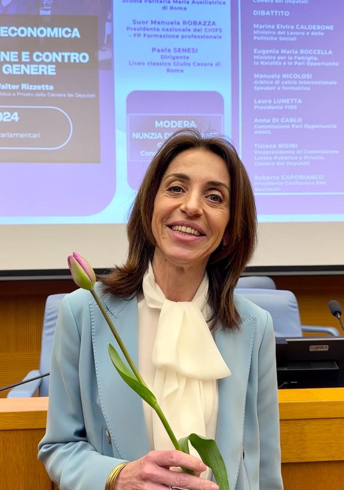 Il Piemonte si colora di rosa, 28.496 donne stabilizzate nel 2023: numeri mai così alti dal pre-Covid