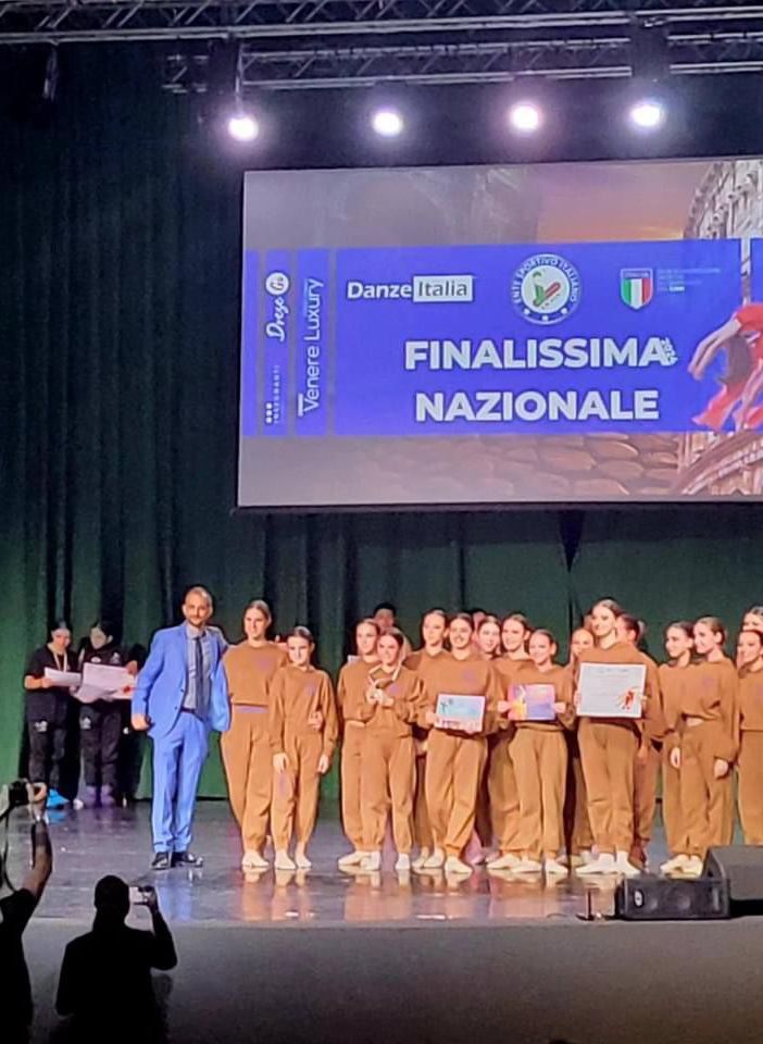 La Scuola di Danza Arabesque seconda al concorso nazionale di Roma