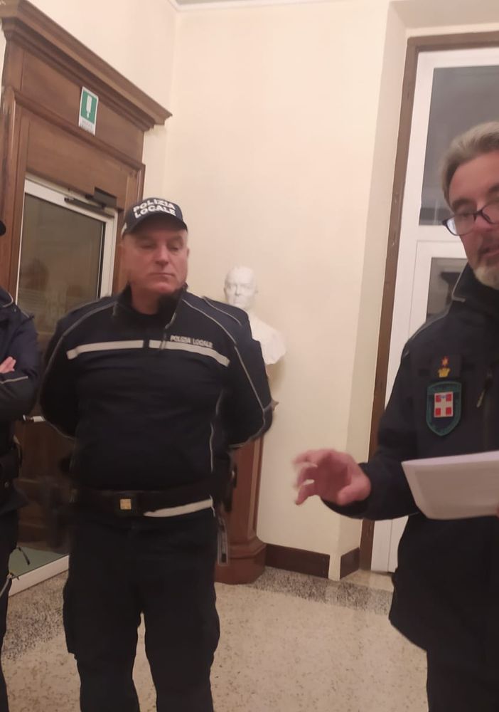 La Polizia locale domese sperimenterà i taser per 6 mesi