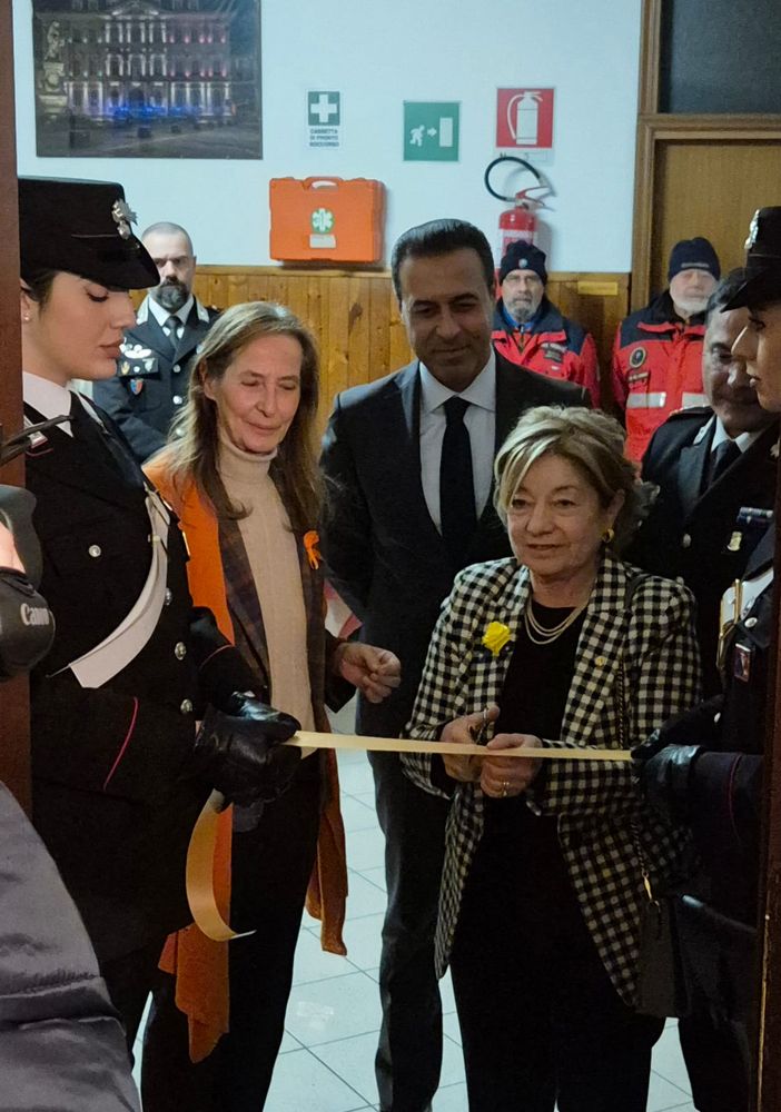 Inaugurata una 'stanza rosa' alla caserma dei carabinieri di Domo