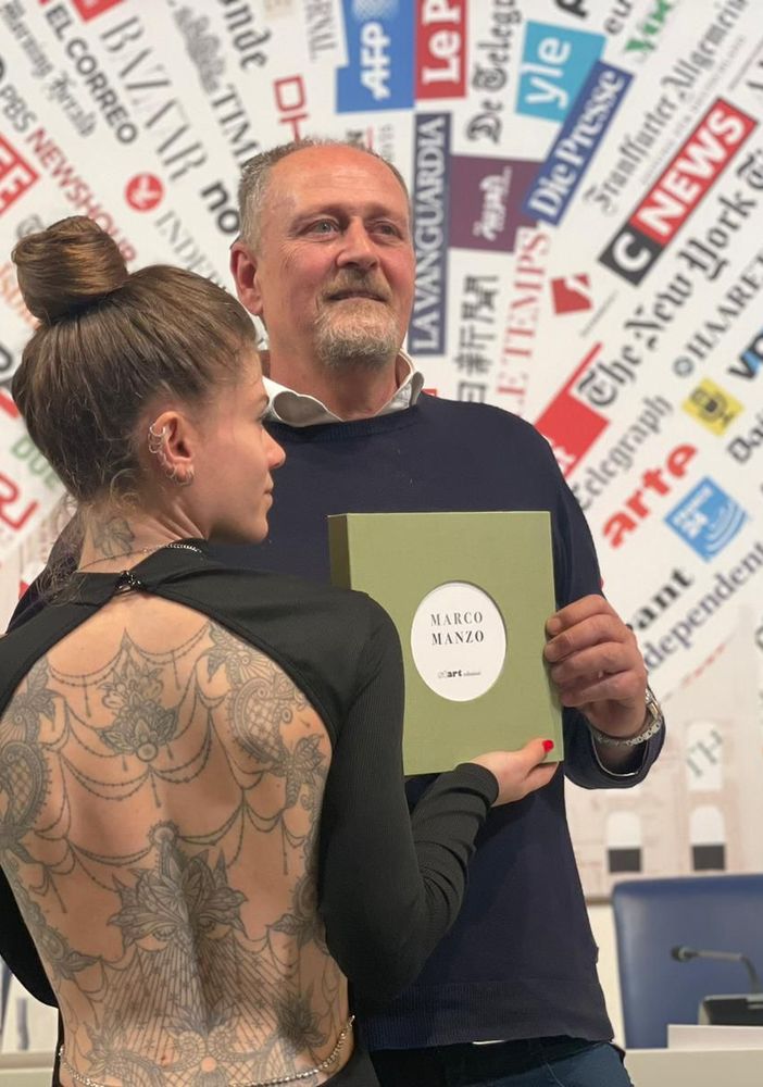 Marco Manzo un Romano dalla Biennale di Venezia al MET di New York fino a Art Basel Miami Beach 2024