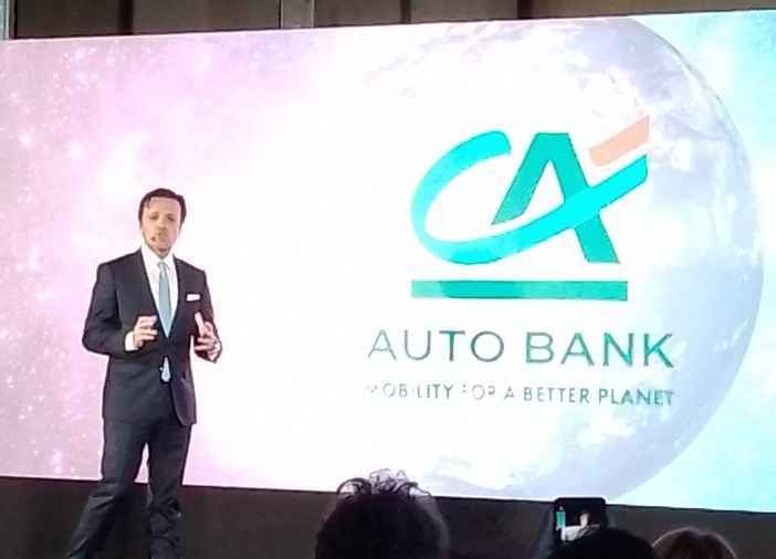 Fca bank ai saluti, passa nelle mani dei francesi