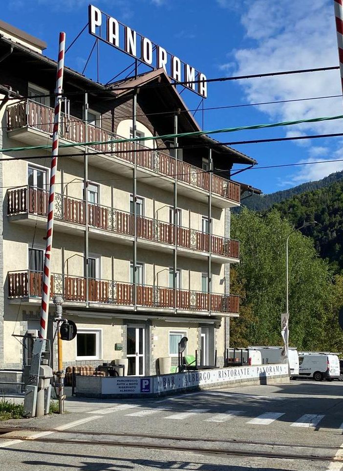 Malesco, chiusa la SS 337 per lavori al passaggio a livello