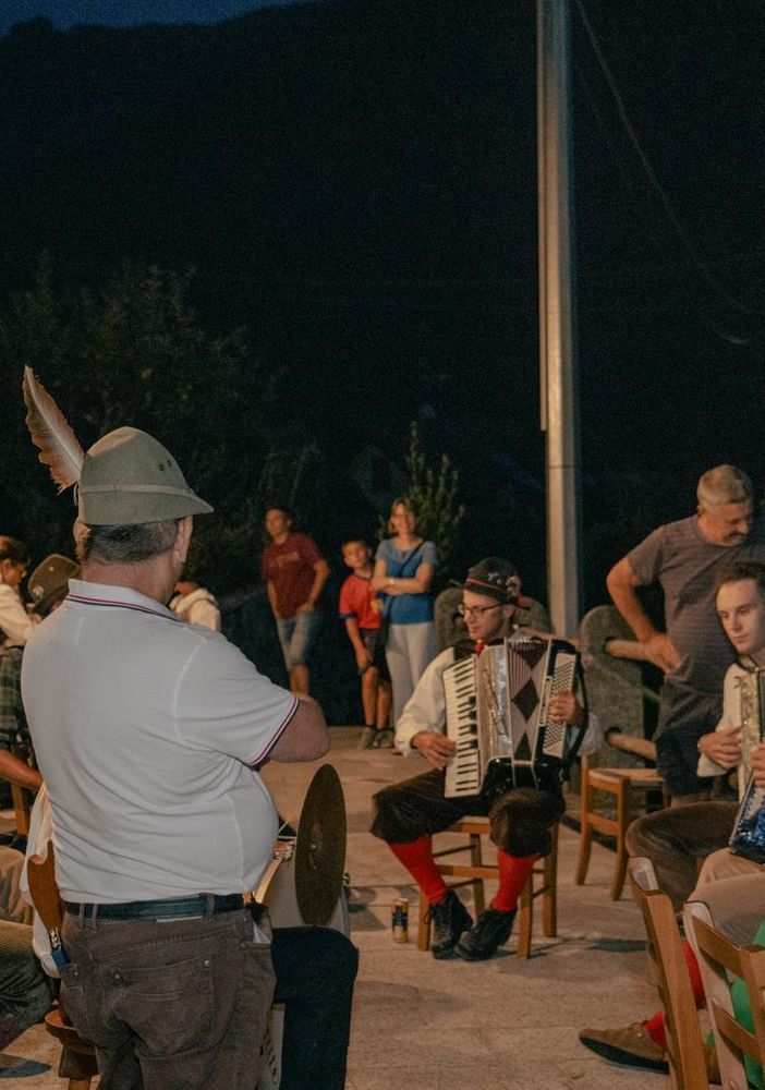 Successo a Folsogno per gli antichi mestieri FOTO