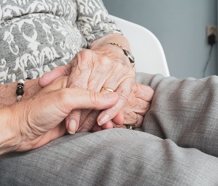 Le Rsa piemontesi &quot;pronte ad assumere il personale non riconfermato dalla Regione&quot;