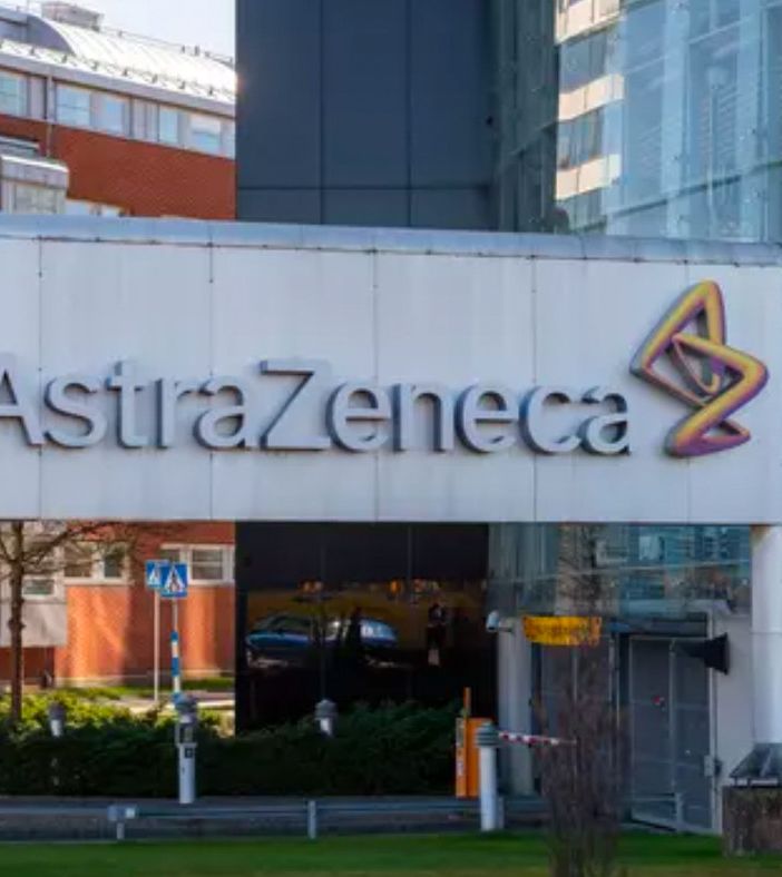 AstraZeneca, Cirio: &quot;In Piemonte lo stop ha dimezzato la capacità di vaccinare. Attendiamo il responso di giovedì&quot;