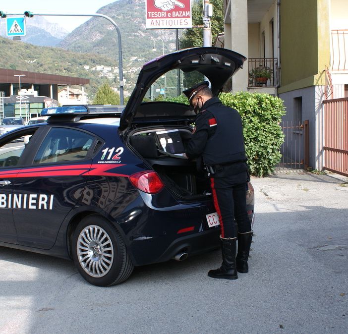 Alla guida completamente ubriaco, via patente e auto ad un 34enne di Villa