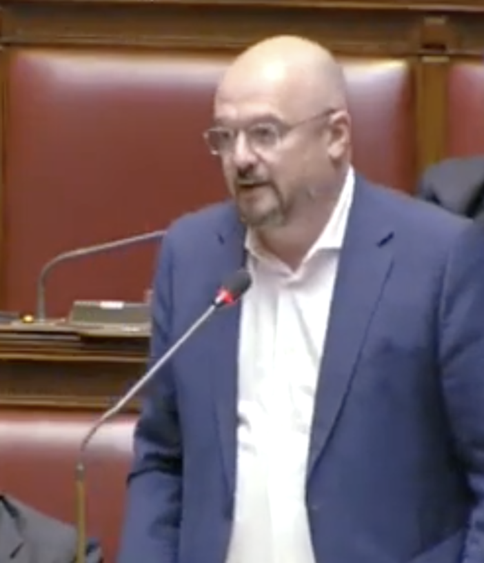 L'ex ministro Guerini eletto presidente del Copasir, nulla da fare per Enrico Borghi