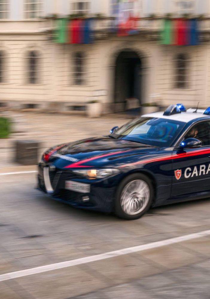 Domodossola: 35enne fermato con coltello di 15 centimetri