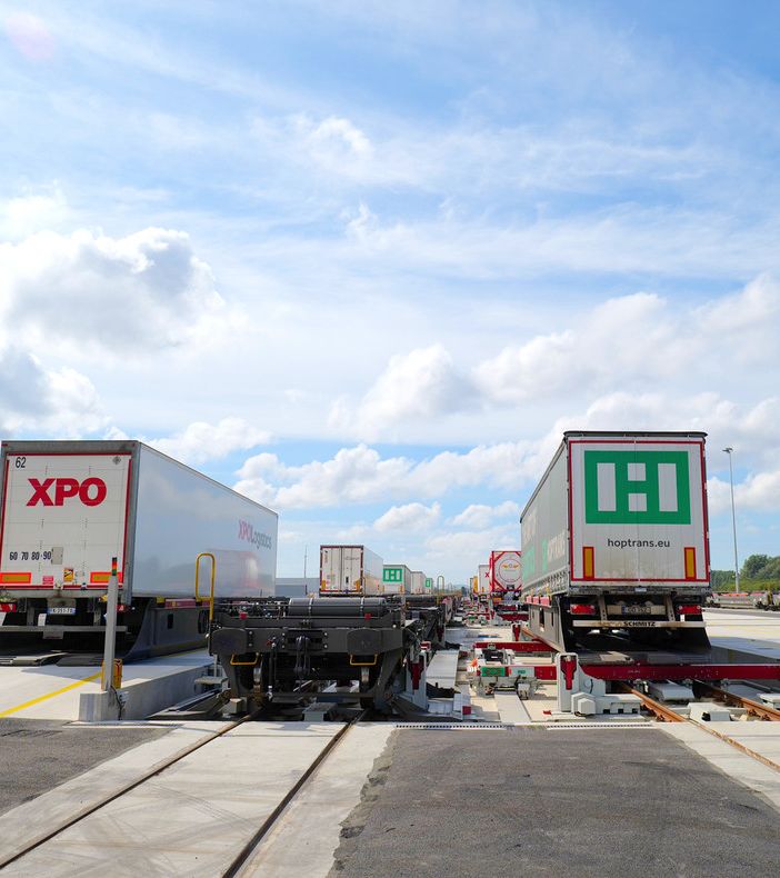 CargoBeamer, investimenti per 140 milioni per la movimentazione di rimorchi anche a Domodossola