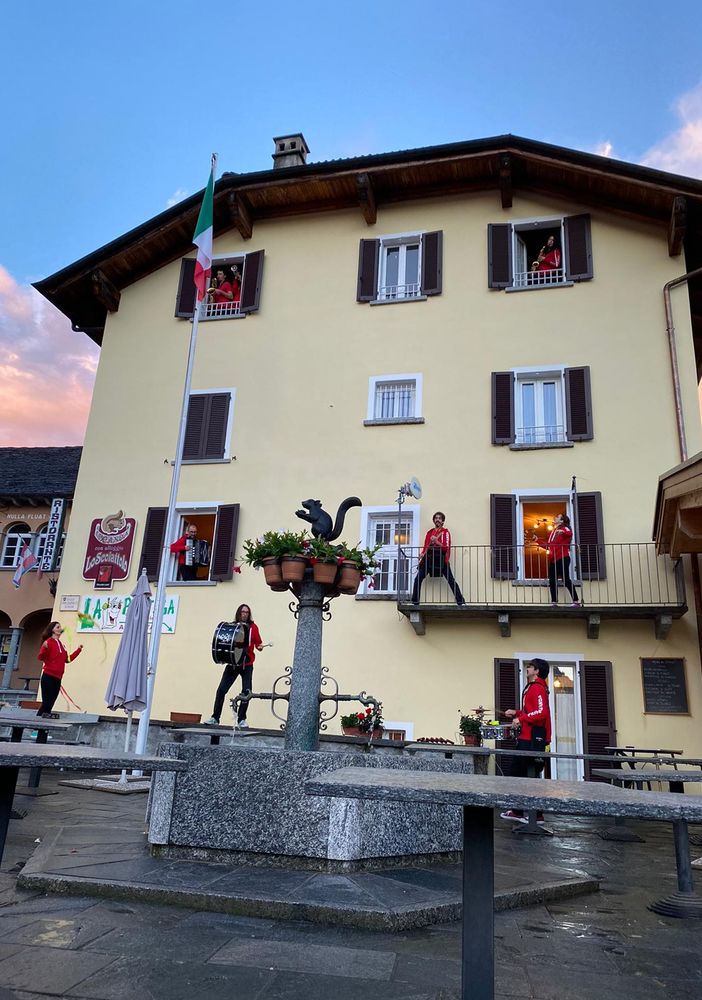 Successo a Villette per Castelli in Aria che ora guarda alla decima edizione   FOTO e VIDEO