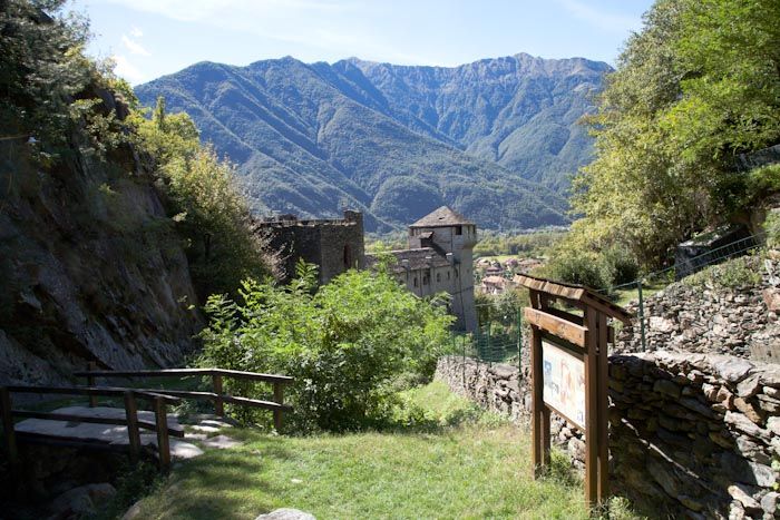 Magiche atmosfere per una visita serale al Castello di Vogogna