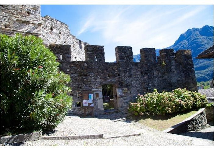 Domenica 24 settembre &quot;Romanzi tra le mura&quot; al Castello di Vogogna