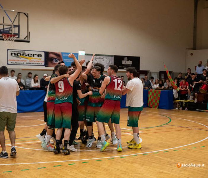 La Paracchini Expo Foma travolge la Cestistica e vola in finale FOTO
