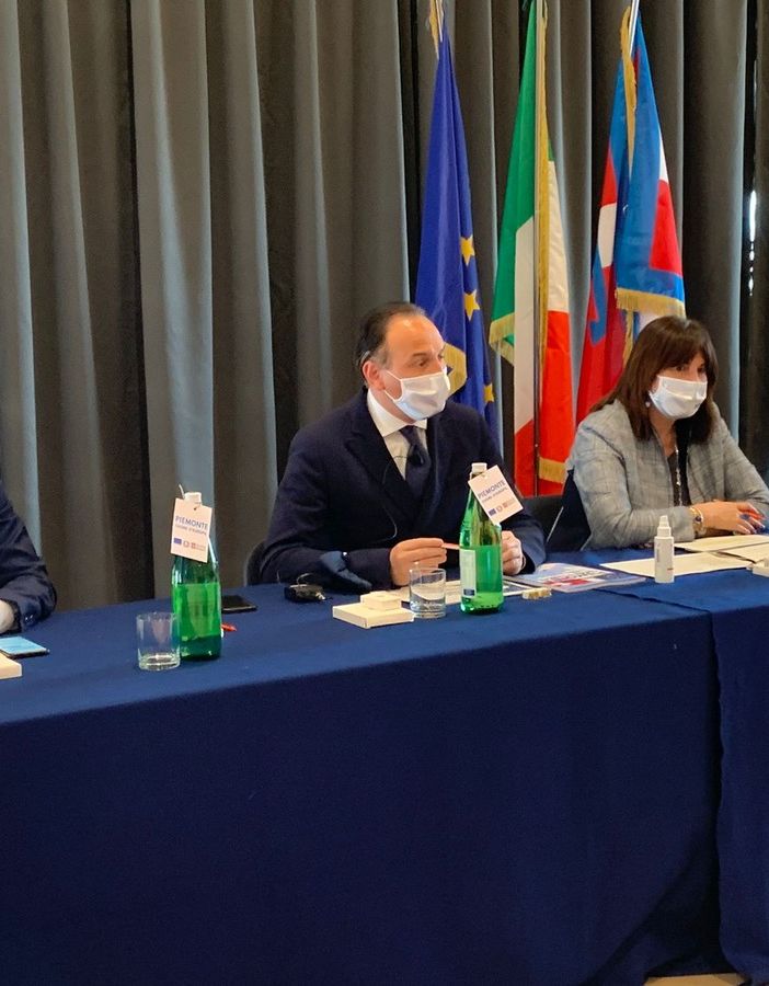 Cirio conferma: &quot;Da lunedì tutte le scuole ossolane chiuse&quot;