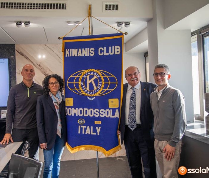 &quot;Cuore di pietra&quot;: Kiwanis Club e Tosco Marmi insieme per un progetto tra arte e solidarietà FOTO E VIDEO