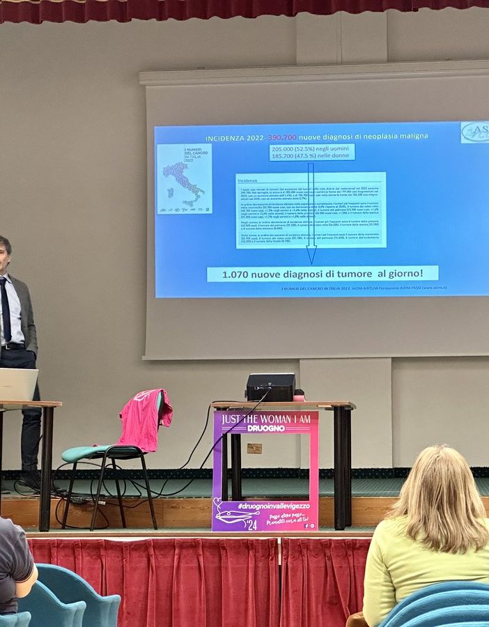 Si è tenuta a Druogno la conferenza sulla prevenzione oncologica del dottor Franchini