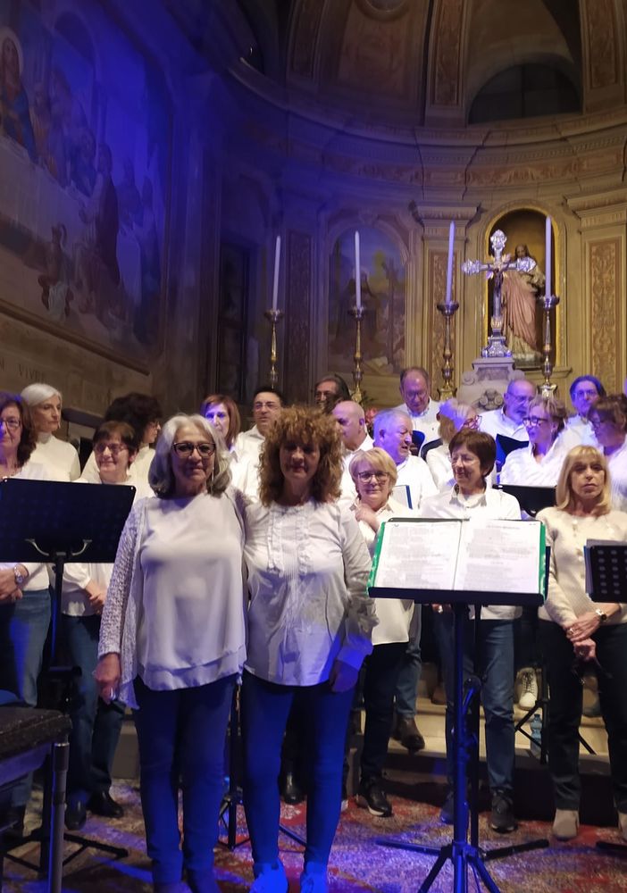 Grande successo per il concerto del Coro Blu FOTO e VIDEO