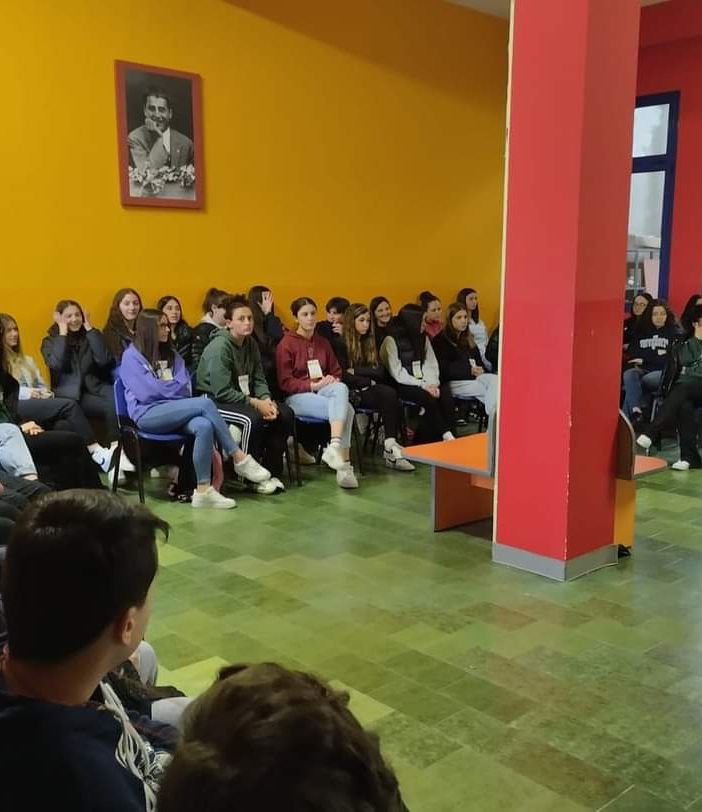 L'oratorio cerca volontari per i centri estivi